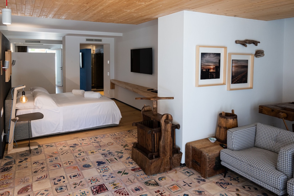 Praia Art Resort 25/73