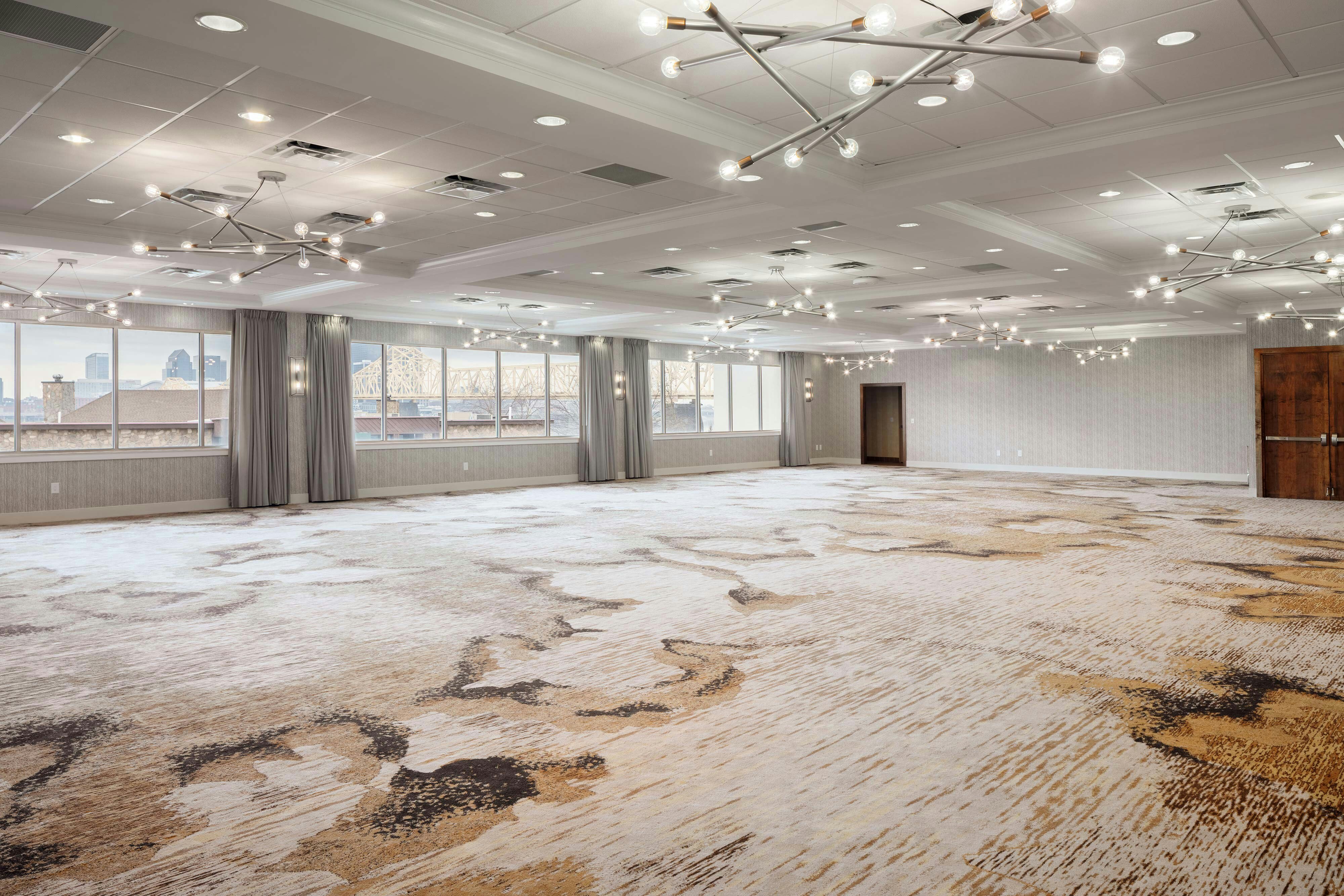 Sheraton Louisville Riverside Hotel 16/16