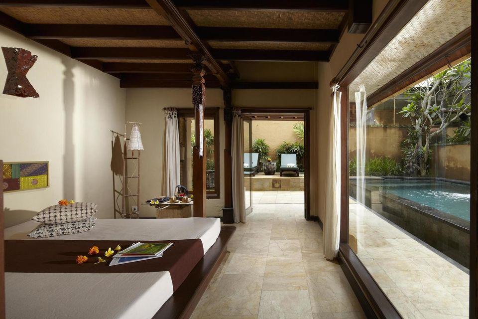Pool, Sungu, Villa