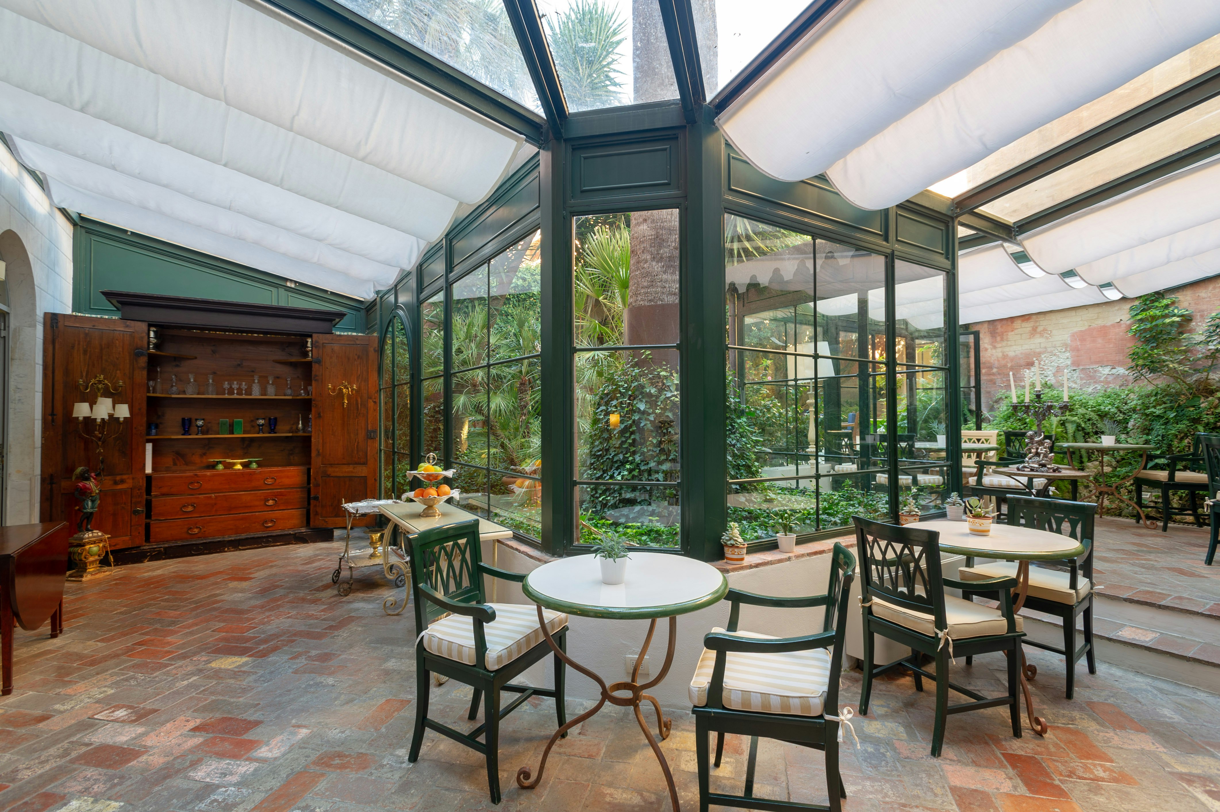 Albergo Pietrasanta 58/66