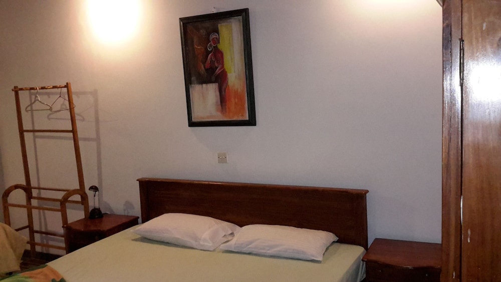 Arangala Bungalow 3/29