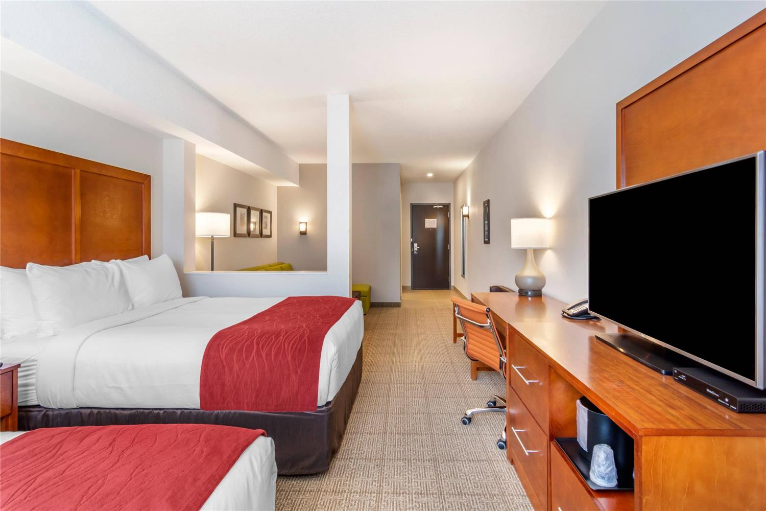 Comfort Inn & Suites Valemount - Highway 5 9/21