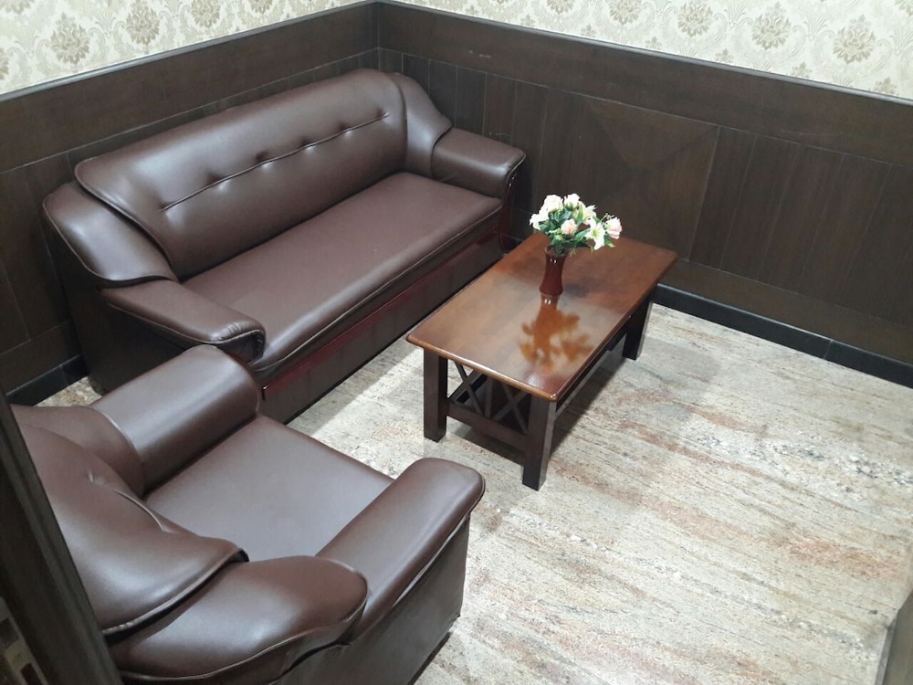 Hotel Sumi Palace 25/33