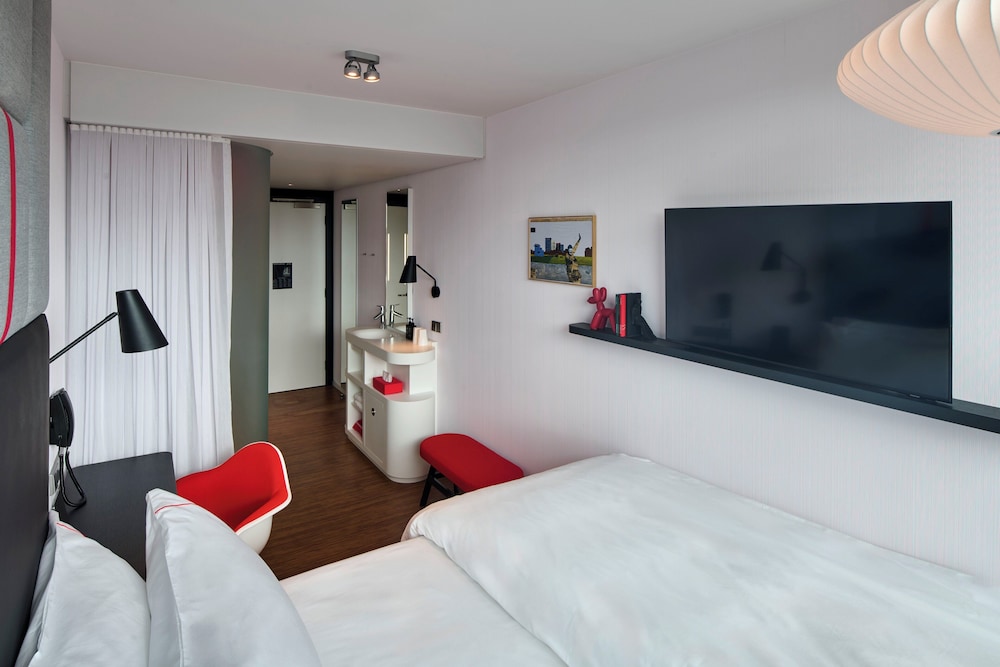 غرفة بسرير كينج، citizenM Dublin St Patricks 5/10