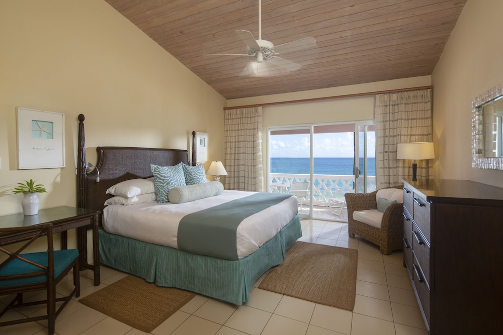 Deluxe, Beach View