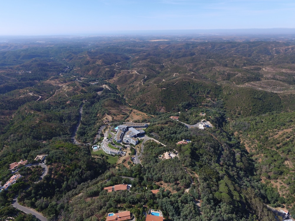 Monchique Resort And Spa 66/69