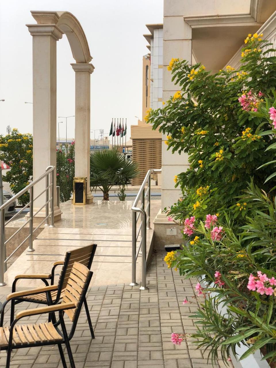 Alshurfah Loft 49/51