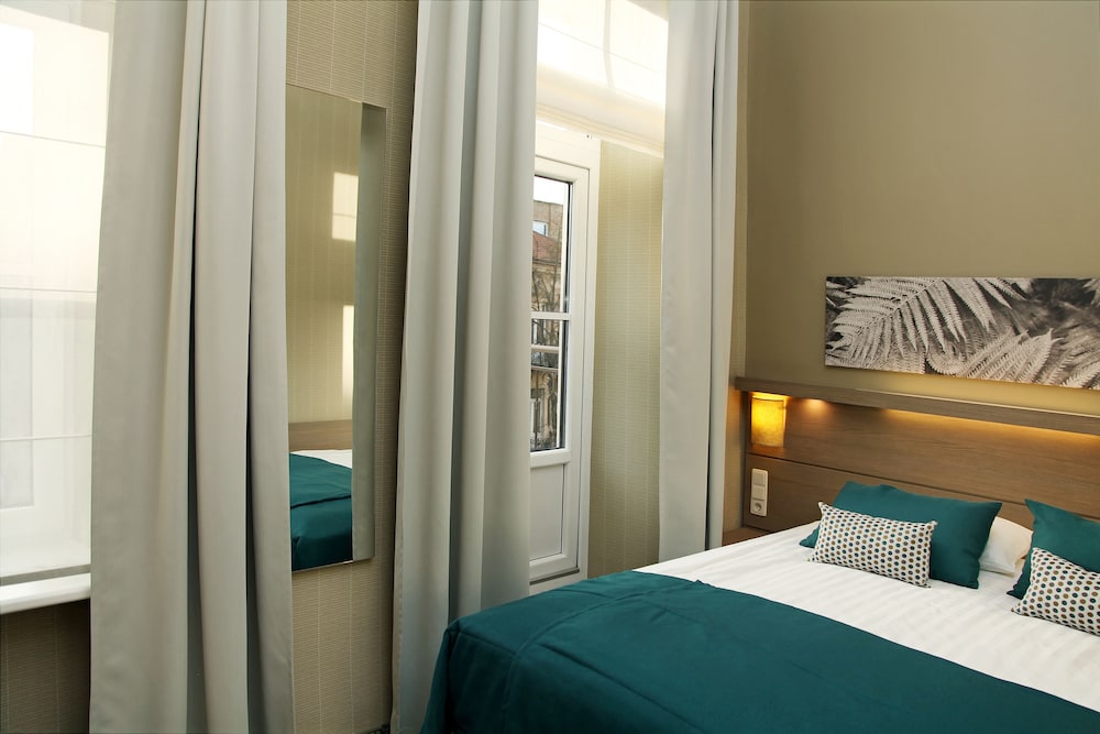 City Hotels Algirdas 7/47