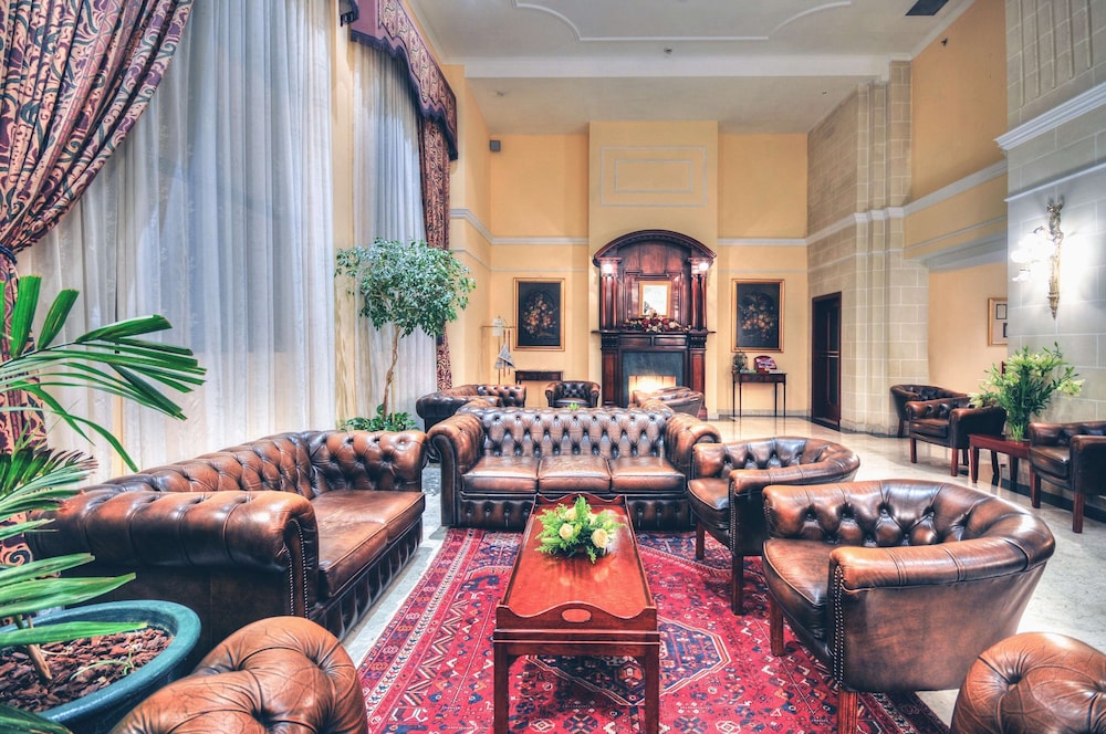 AX The Victoria Hotel 55/76