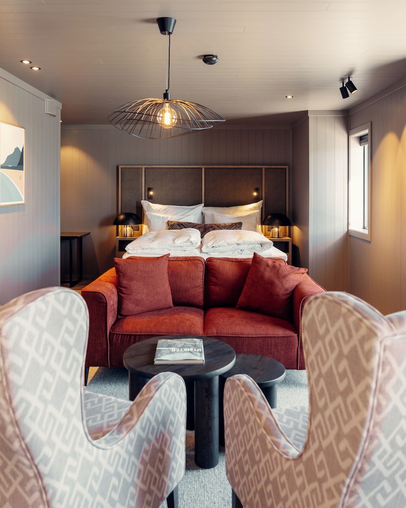 Henningsvaer Bryggehotell by Classic Norway Hotels 28/50