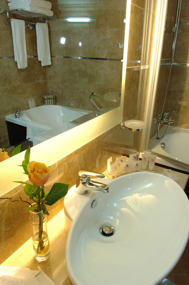 BOUTIQUE, JUNIOR SUITE