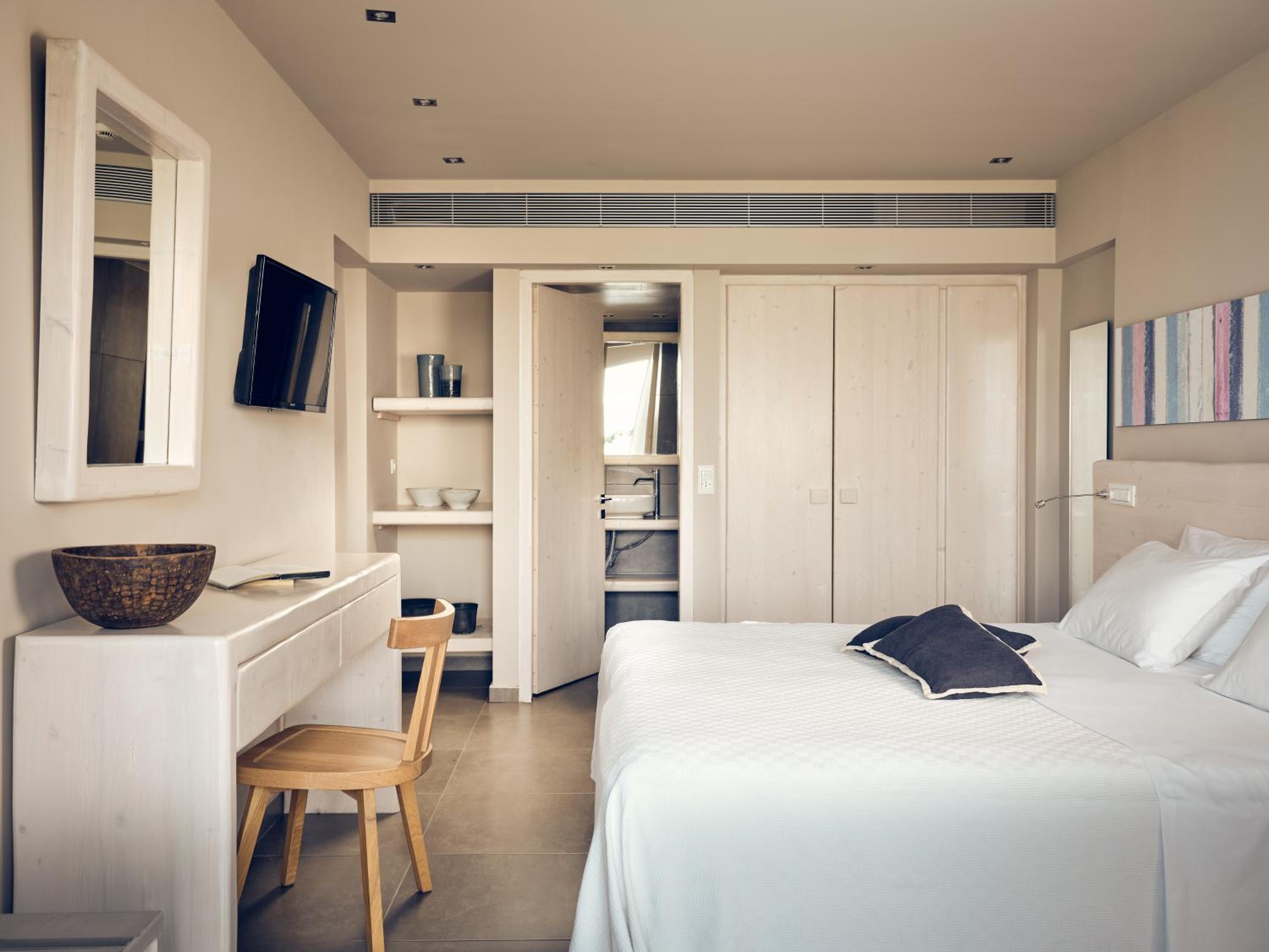 Superior, Double or Twin Bed, Panoramic Sea and Pool View