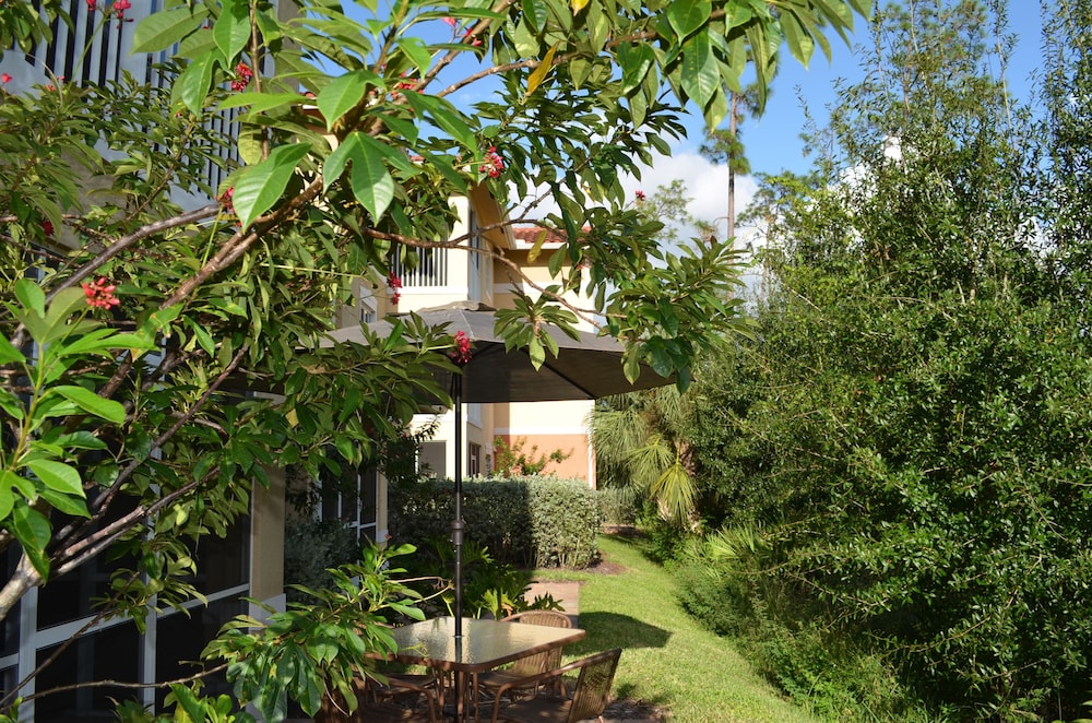 Fort Myers Luxury Vacation Condo 38/47