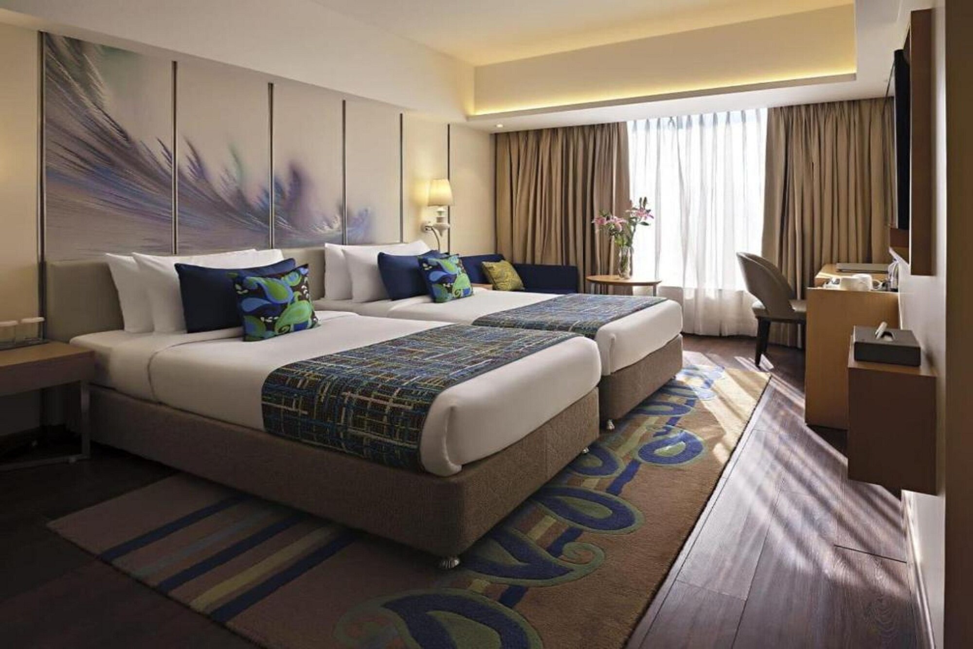 Deluxe, Twin Beds