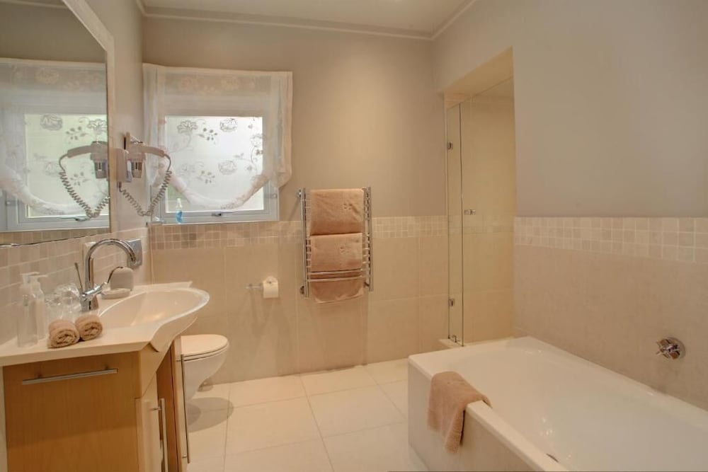 Starfish Guest Lodge 40/40