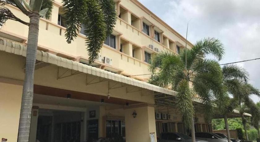 Chanthanee Hotel 1/34