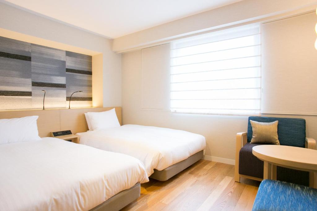 Comfort, Single, Twin Beds