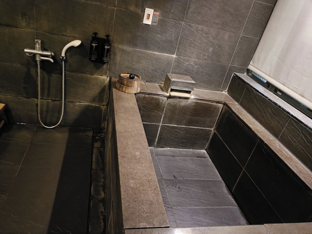 SHAN-YUE hotspring hotel 38/50