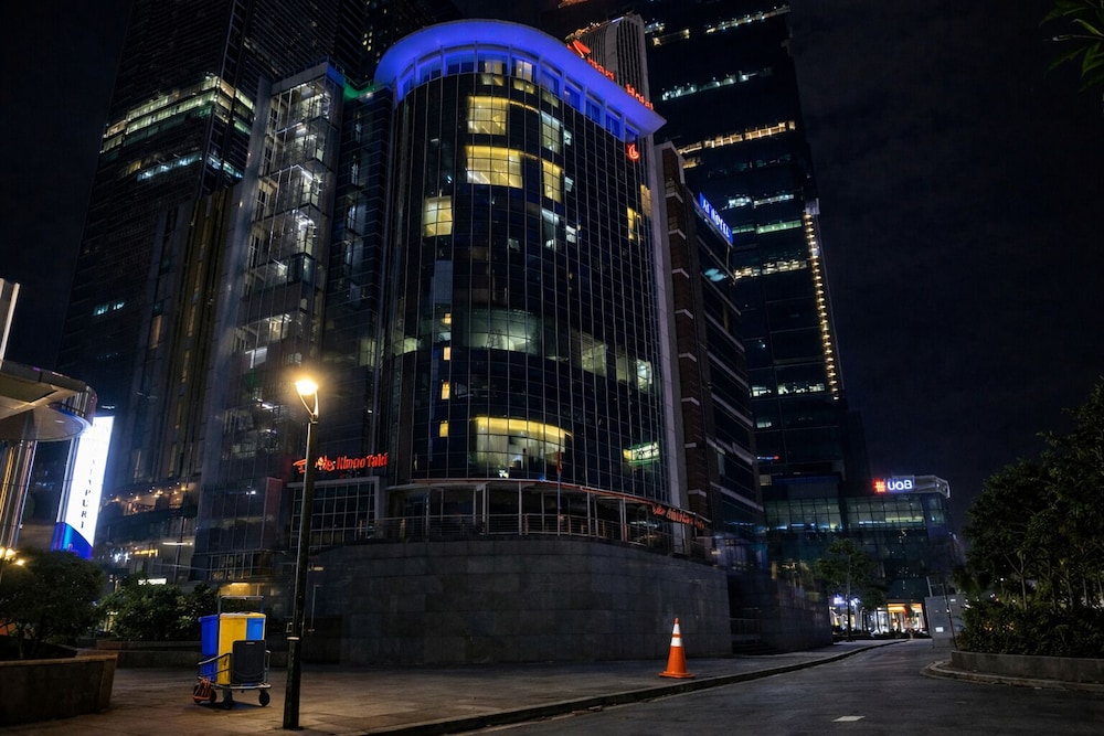 Smart Hotel Thamrin Jakarta 5/74