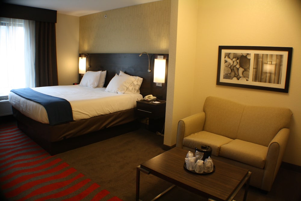 Holiday Inn Express Bradford 11/50