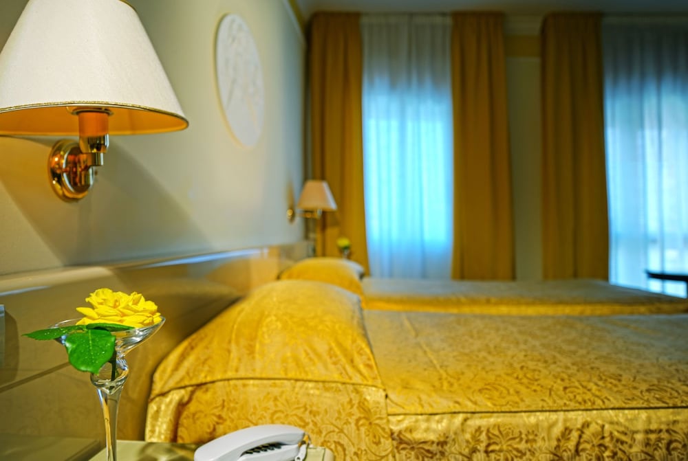 Hotel Aurora Terme 47/65