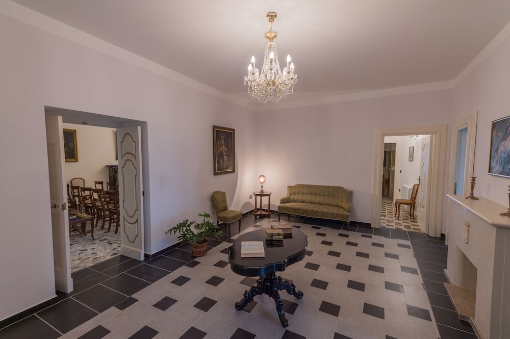 Palazzo Cestari Hotel 10/70
