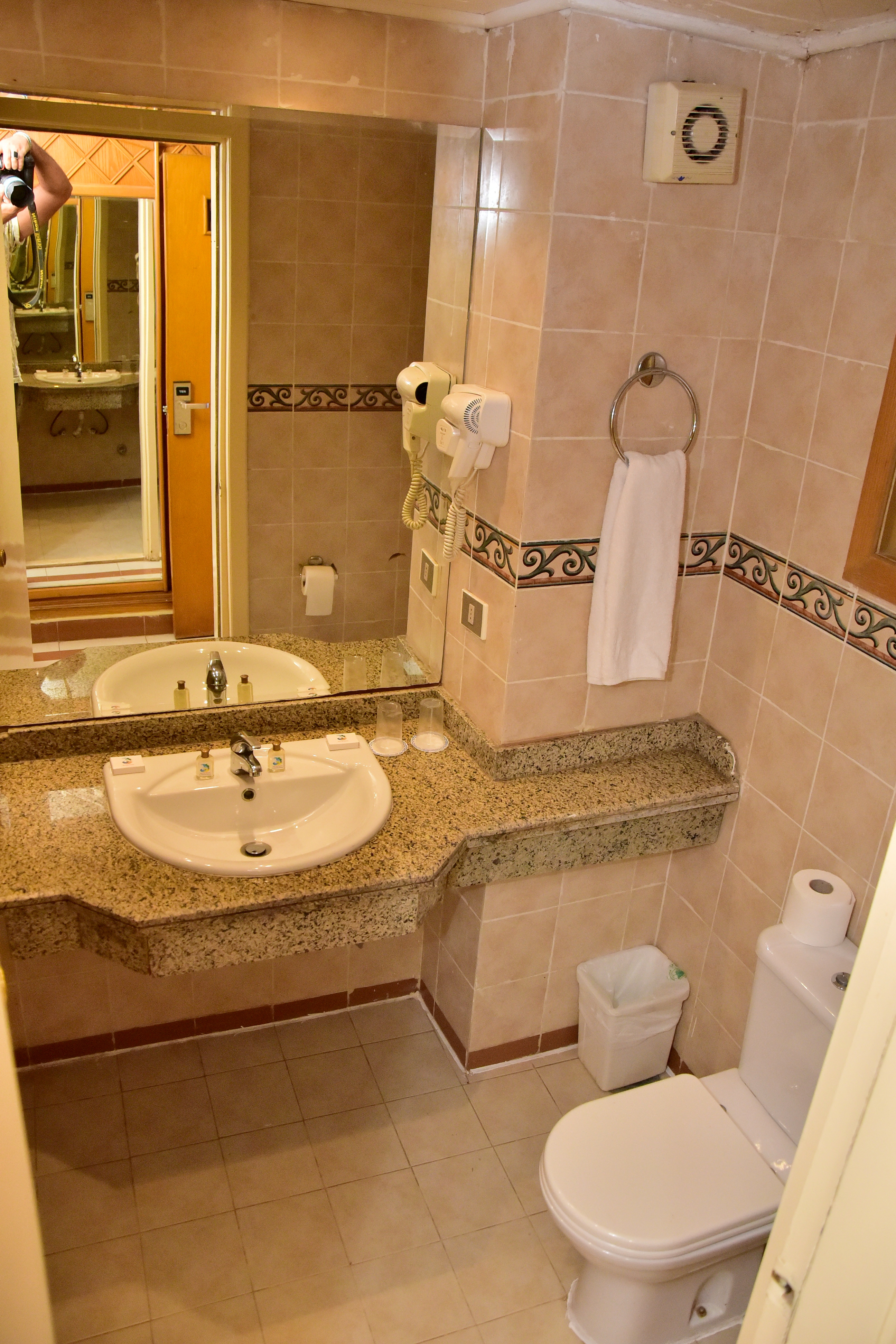 غرفة قياسية بسرير مزدوج، Dive Inn Resort 3/3