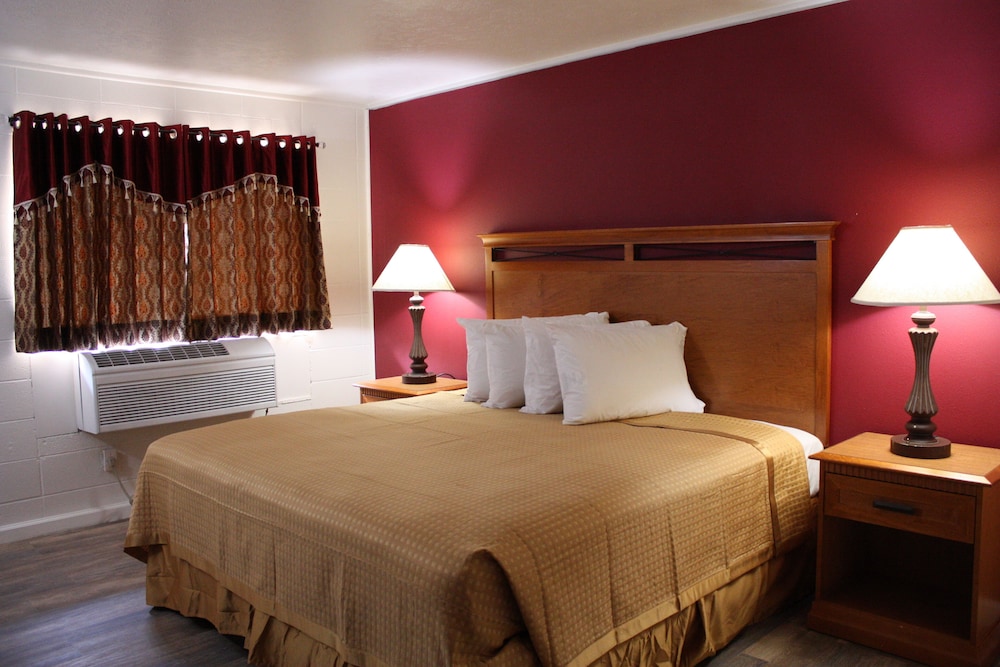 Capital O Budget Inn Ontario I-84 21/52