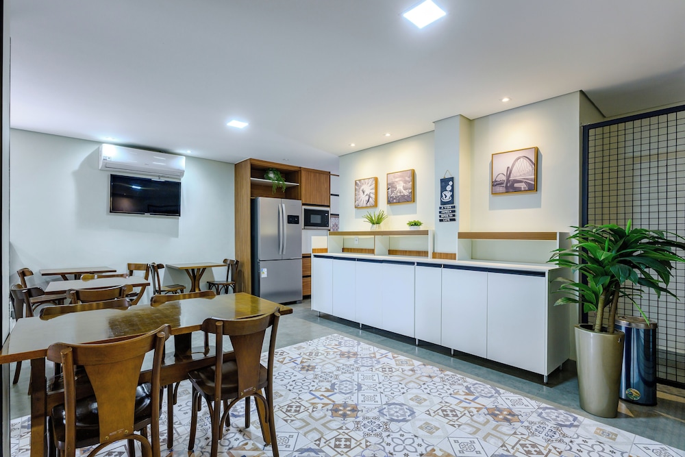 OYO Hotel Brisa Tropical Brasilia 40/50