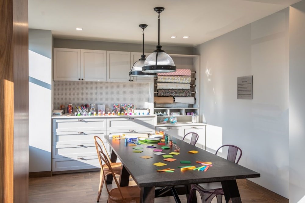 Global Luxury Suites East Boston 34/50
