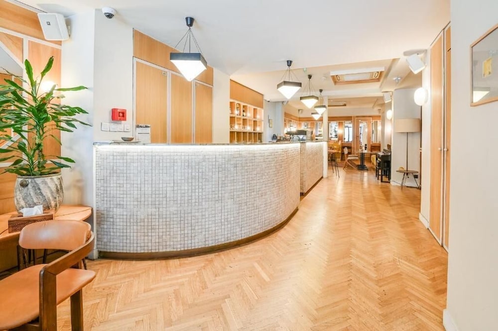 Hotel Habituel 6/63