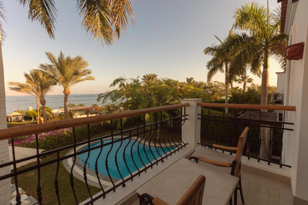 ROYAL SAVOY VILLAS 44/53