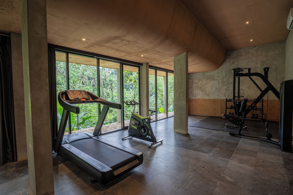 Amora Ubud Boutique Villas 29/48
