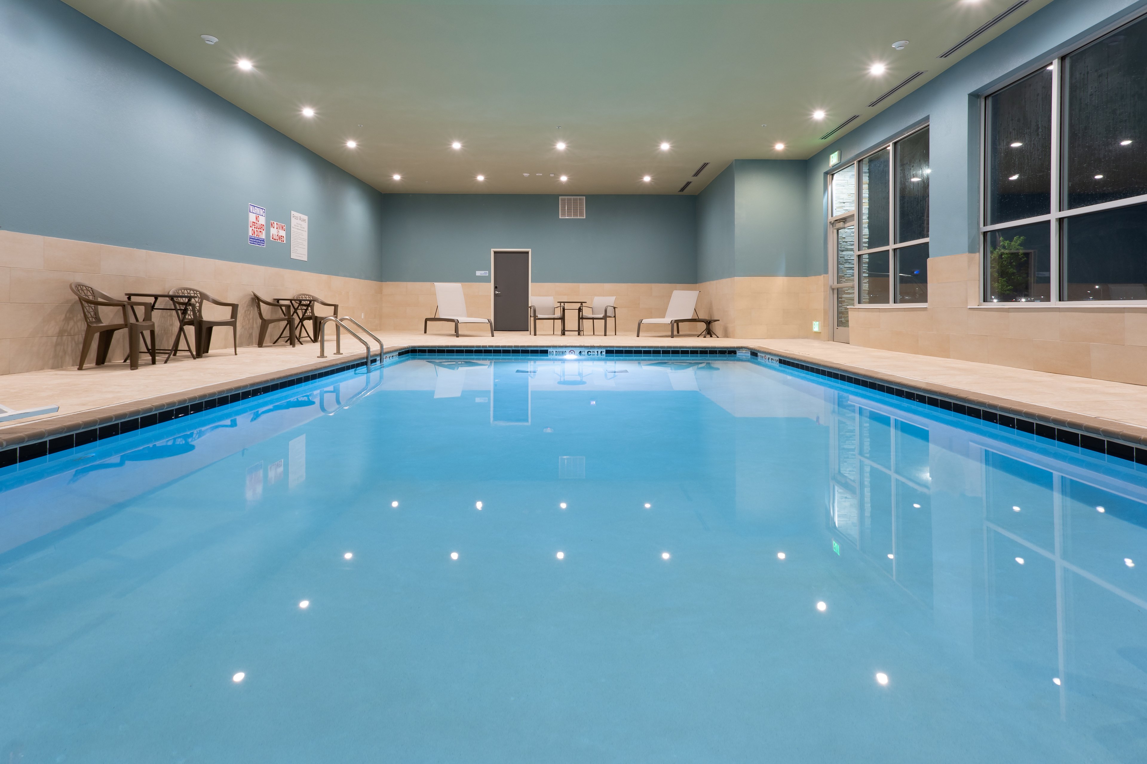 Holiday Inn Express & Suites Firestone - Longmont 26/44
