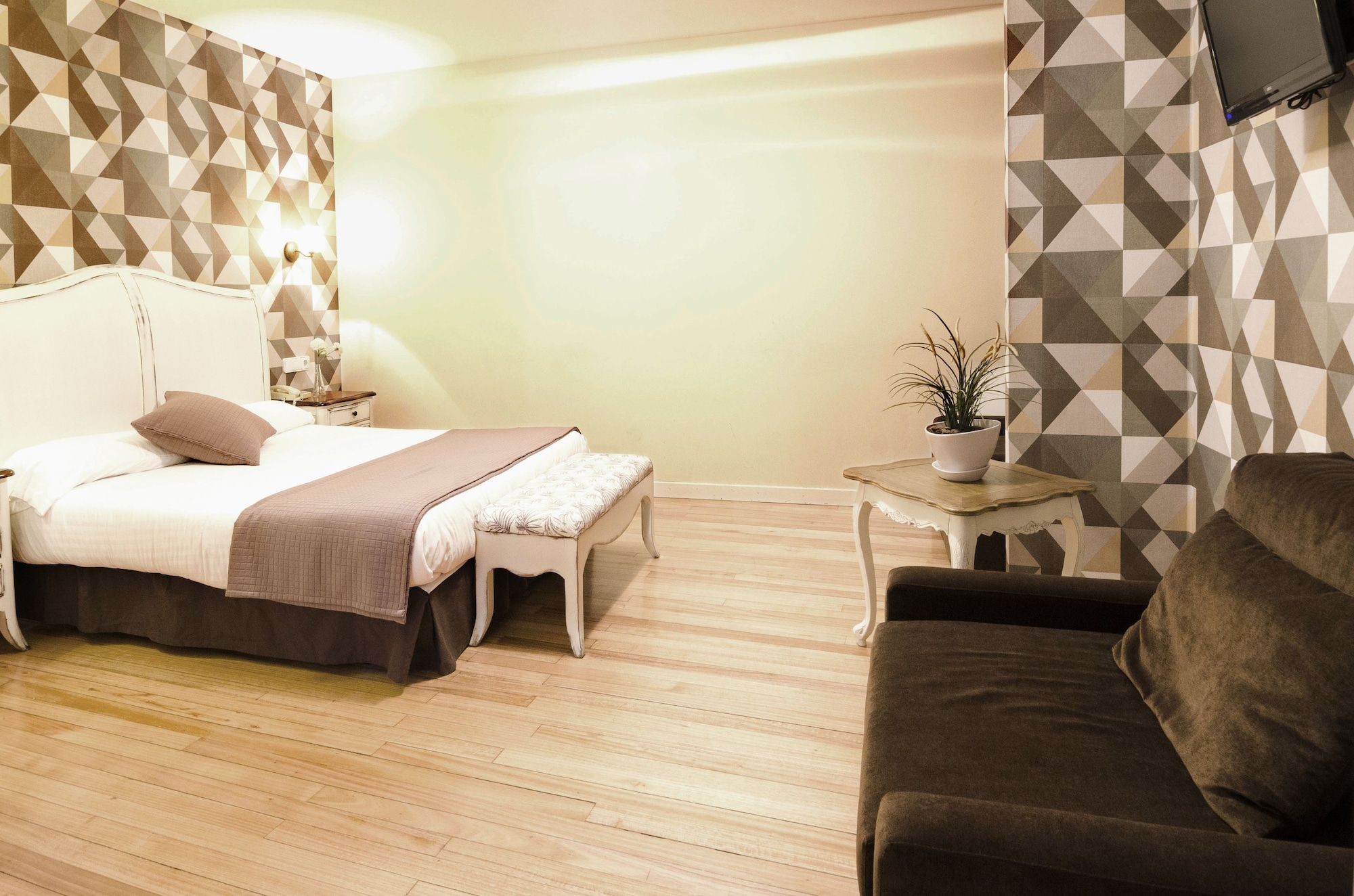 غرفة قياسية بسرير مزدوج، Hotel Spa Arha 3/5