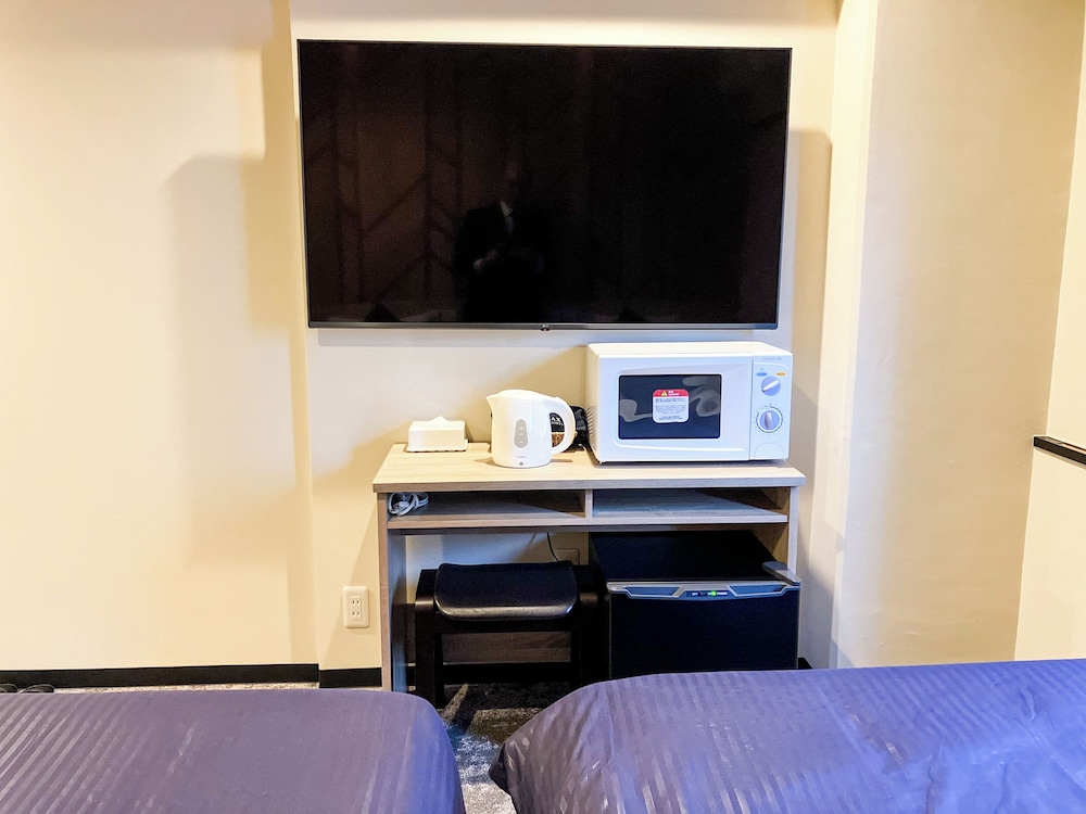 Hotel Livemax BUDGET Naha 41/45