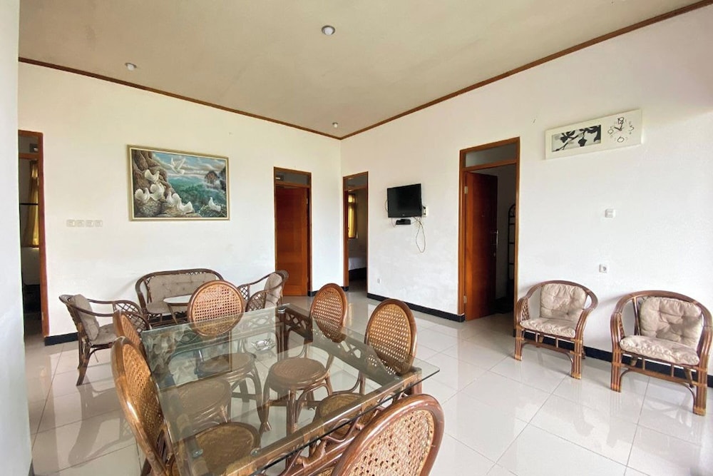 Nirwana Hotel Lembang by ZUZU 19/50