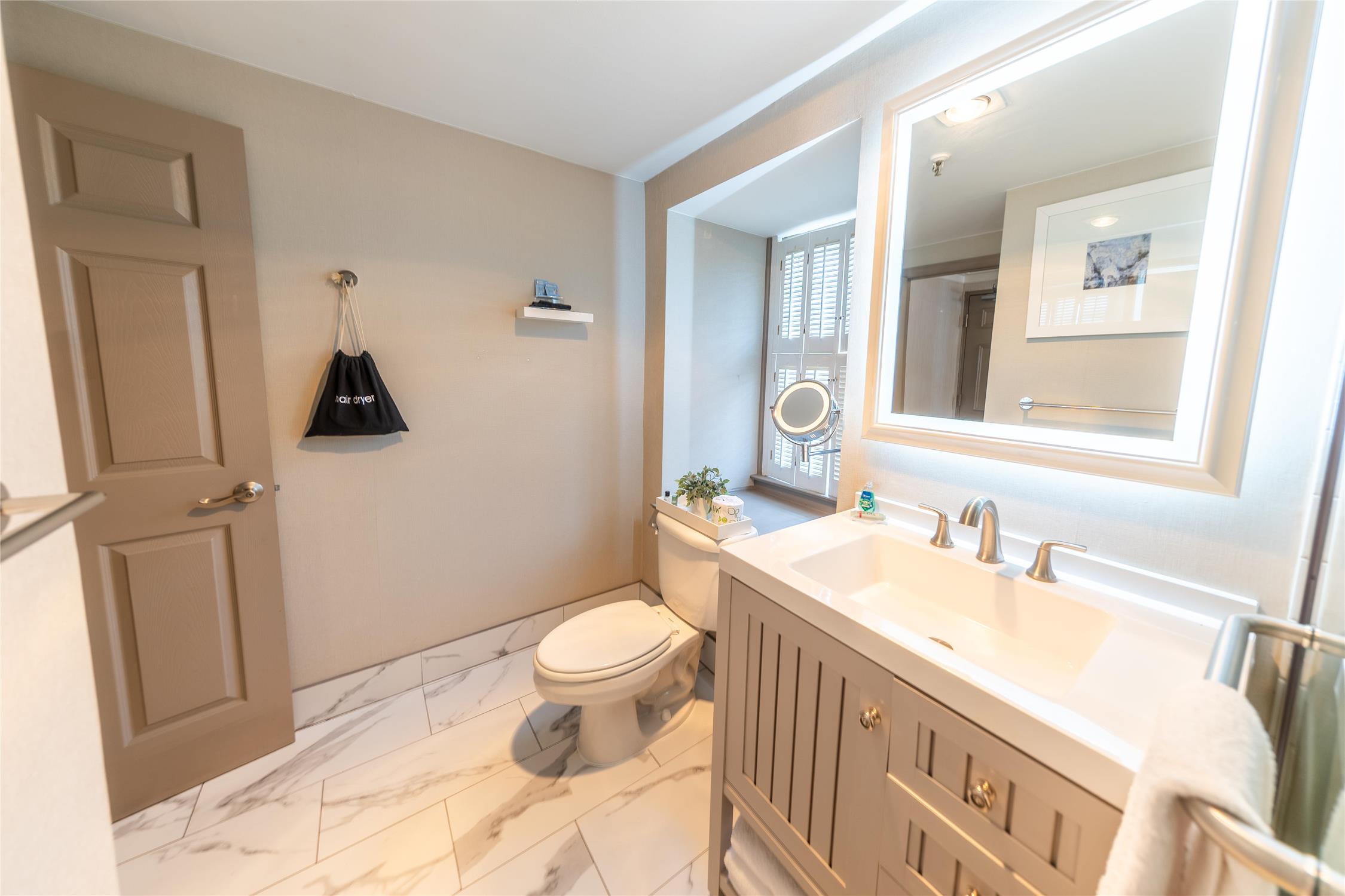 جناح بسرير كينج مع أريكة بمطبخ صغير، The Westfield Inn, BW Signature Collection 6/7