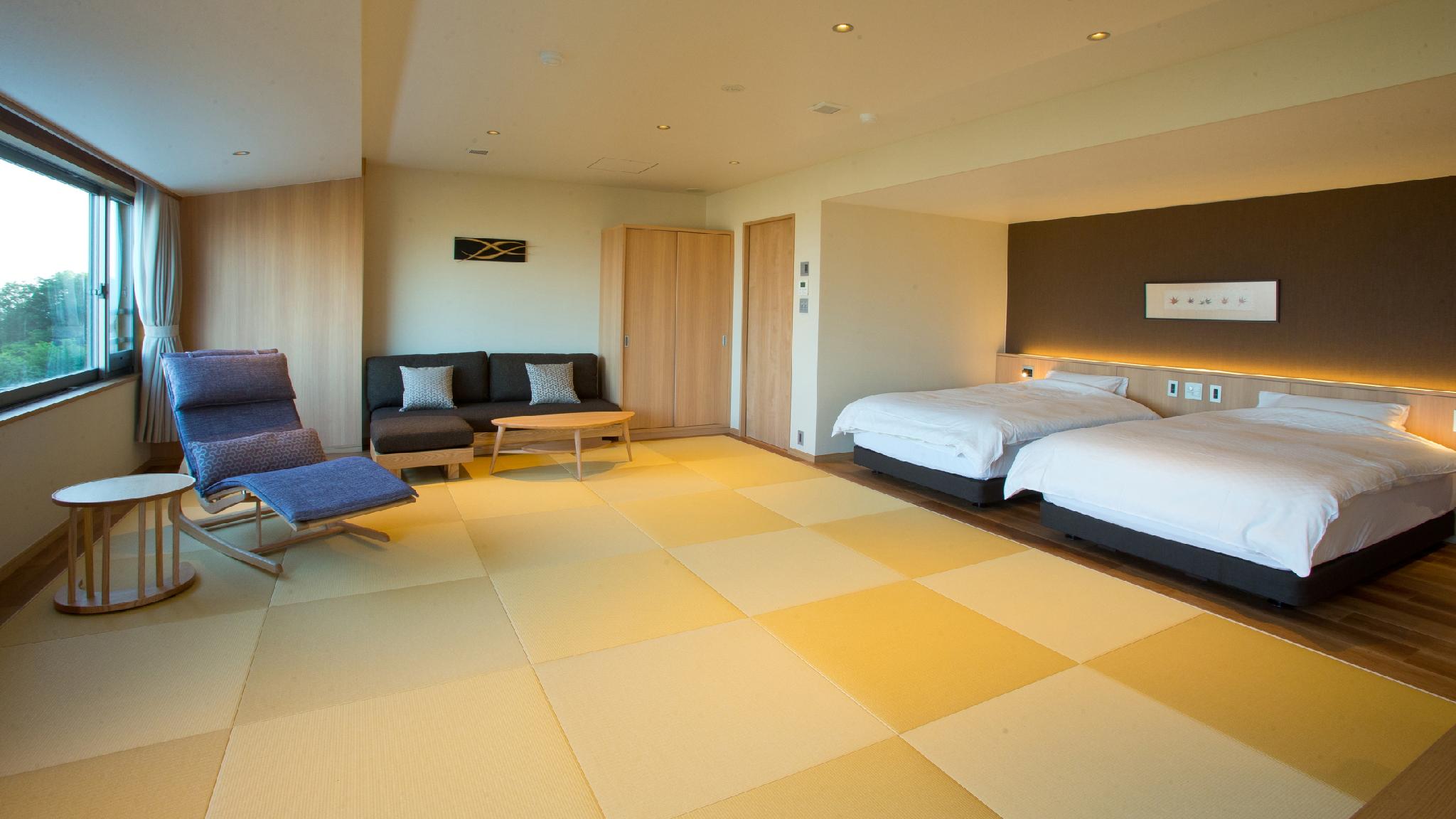 Suite, Twin Beds, Night View