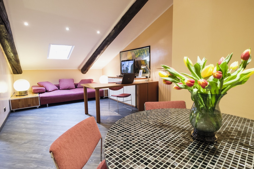 Residence Sacchi 32/80