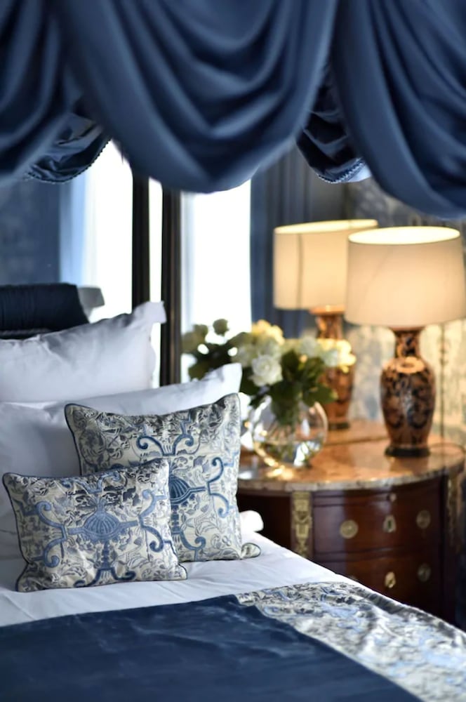 San Domenico House Hotel 47/56