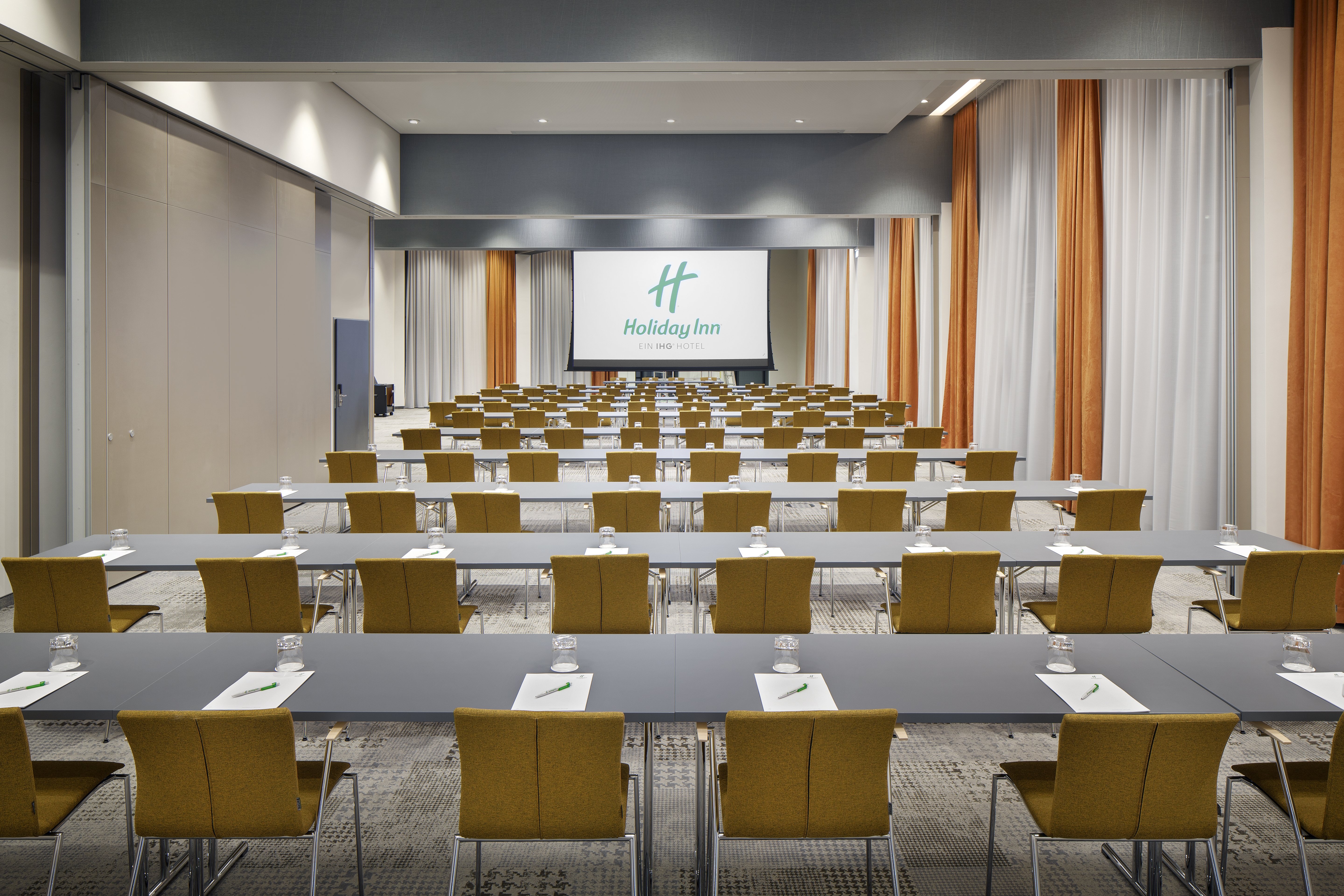 HOLIDAY INN HAMBURG - HAFENCITY 65/75