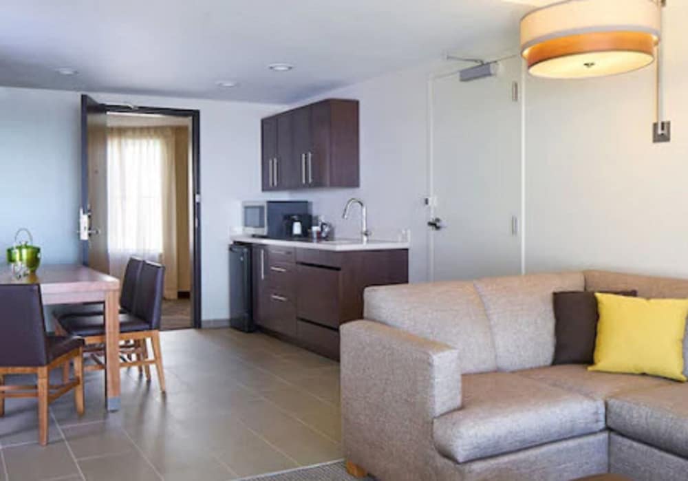 Hyatt Place Ocean City Oceanfront 12/68