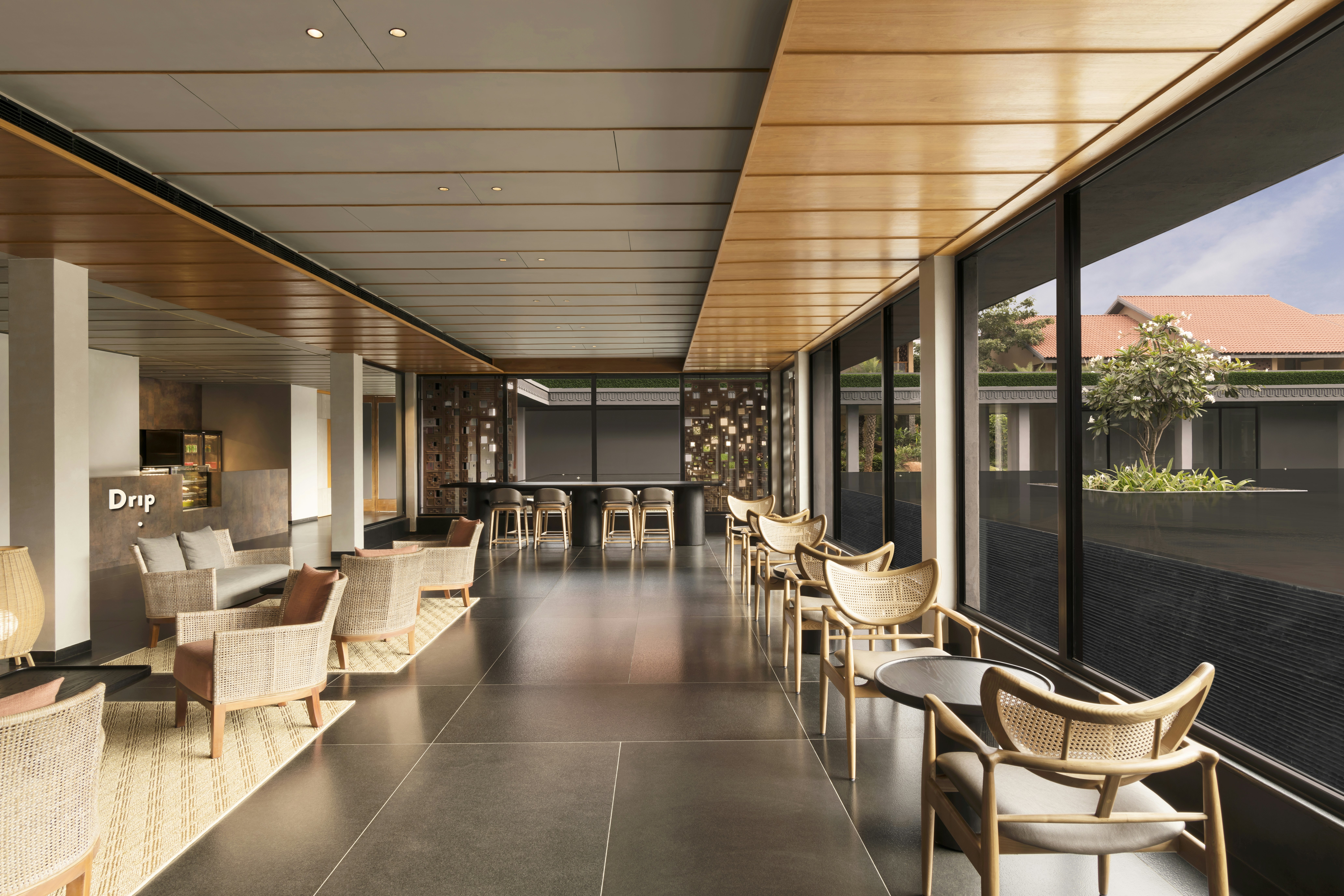 Hilton Hyderabad Genome Valley Resort and Spa 33/50