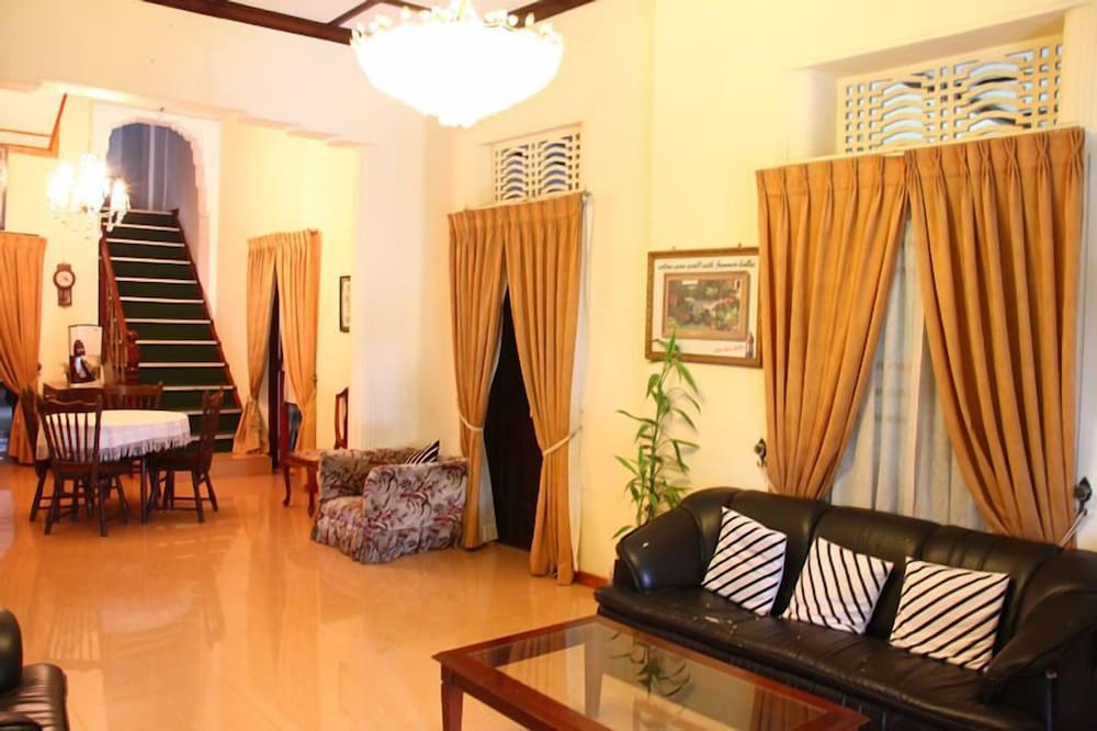 Margaret Villa Hotel 8/16