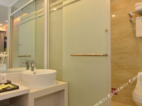 Quanyan Hotspring Holiday Hotel 51/56