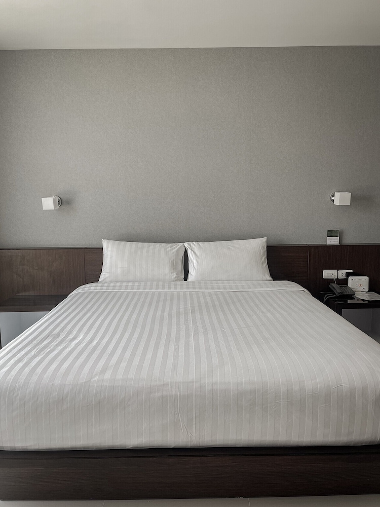The One Hotel Bueng Kan 11/50
