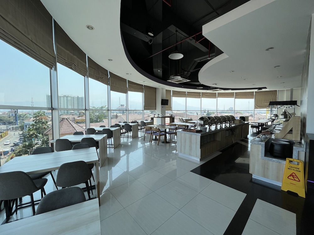 Luminor Hotel Metro Indah Bandung 26/36