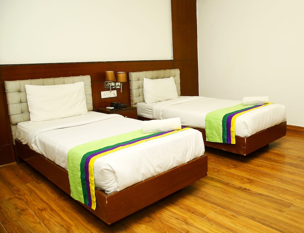 Amara Hotel 24/50