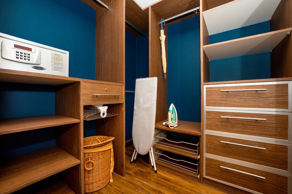 Amanta Hotel & Residence Ratchada 40/50